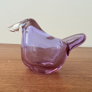 Oiva Toikka Sieppo Flycatcher Signed Bird Vintage Nuutajarvi Amethyst Purple