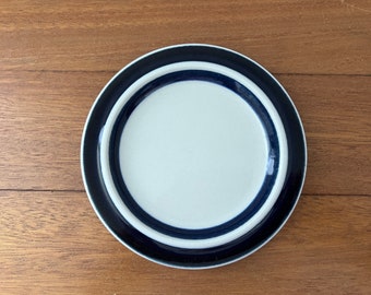 ARABIA FINLAND Anemone Bread Butter Plate 6 1/4" by Ulla Procope Cobalt Blue Stoneware