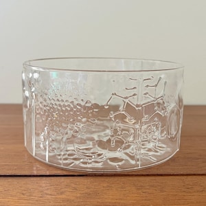 Iittala Flora 6&quot; Glass Bowl | Oiva Toikka Made in Finland