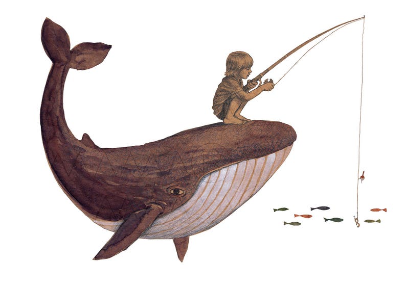Puede incluir: Una ballena marr&oacute;n con la panza blanca nada en el oc&eacute;ano. Una persona est&aacute; sentada encima de la ballena y pescando con una ca&ntilde;a. Hay varios peces peque&ntilde;os nadando en el agua.