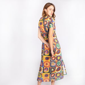Robe en lin, Wassily Kandinsky, étude de couleur : carrés avec cercles concentriques, robe midi en lin, robe d&#39;été en lin, vêtements en lin