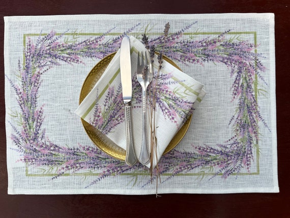 Lavenders, placemats, cloth napkins, linen, lunch Placemats, vintage placemats, housewarming gift, thanksgiving table, lavender, boho decor