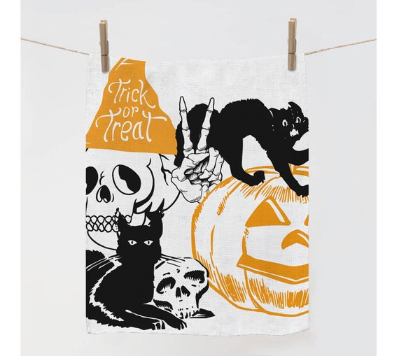 Halloween towel, Halloween decor, linen dish towel, halloween pumpkin, cat, skull printed dish towel, vintage style Halloween towel