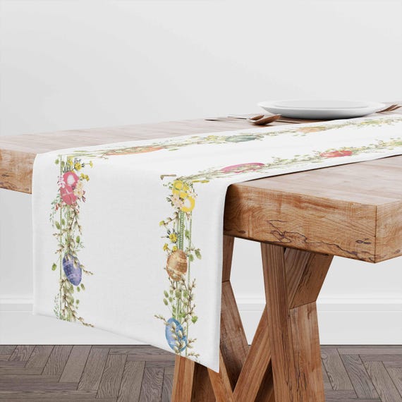 Easter table runner, Easter Wreath, Easter decor, Easter eggs, linen table runner, linen, Easter table, Easter gift, eggs, 100% linen