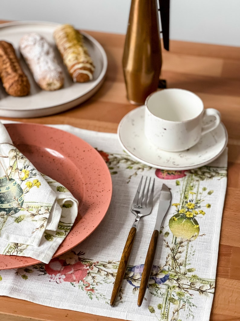 Easter Placemats Easter Wreath Easter Linens 100 Linen Etsy