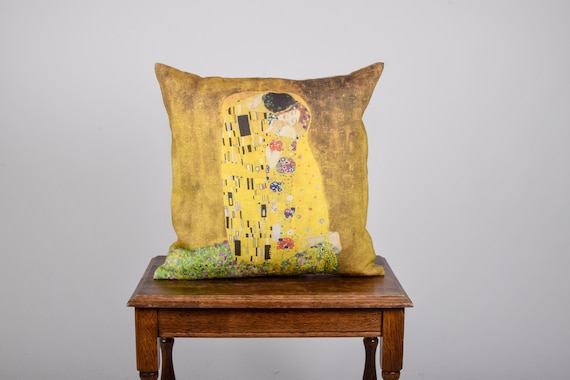 Klimt, Pillow cover, Gustav Klimt, The Kiss, zipper, 100% linen, cushion cover, fine art pillow, pillow cases, housewarming gift