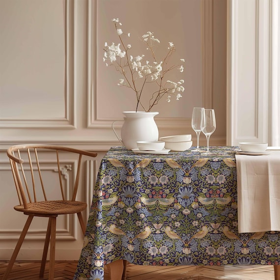 William Morris, Tablecloth, Strawberry Thief, Vintage flower pattern, 100% linen