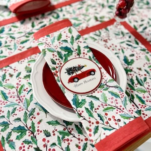 Napkins set, Festive Berries, Holiday linens, Winter berries, Christmas decor, 100% linen, Christmas napkins