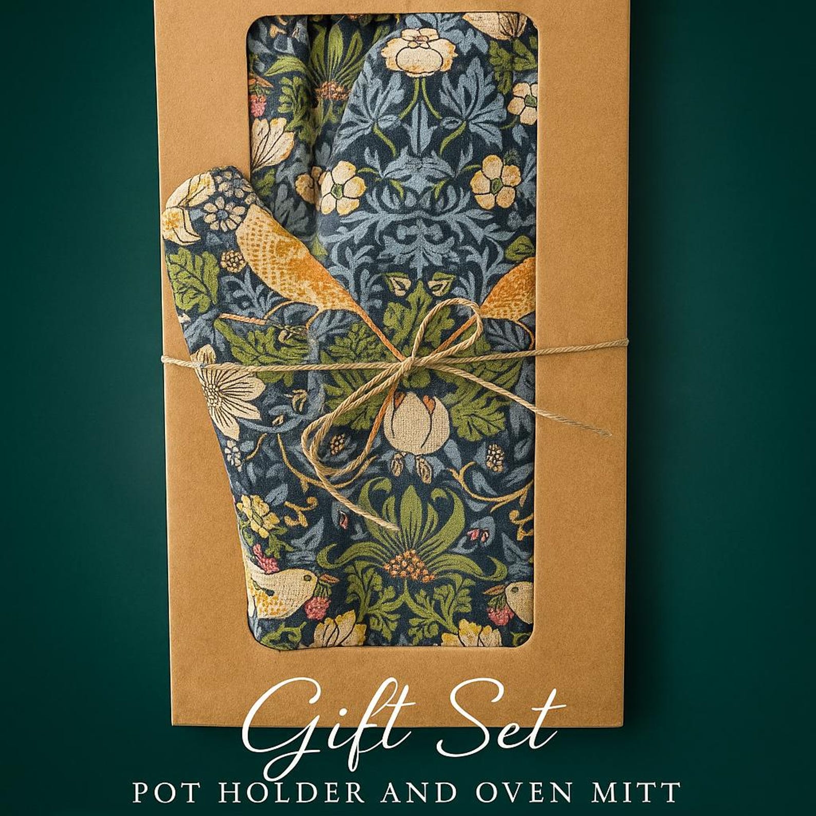Gift set, Pot Holder and Oven Mitt, William Morris, Strawberry Thief, kitchen accessory, kitchen decoration