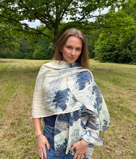 Wave Linen Scarf, Katsushika Hokusai Art