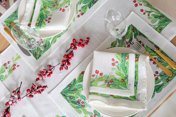 Napkins set, Christmas berries, red berries, 100% linen, Christmas ornaments, Christmas napkins, Winter table decor