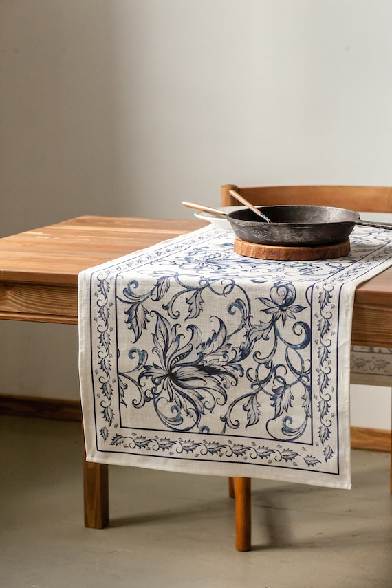 Table runner, Blue Willow, Chinese Porcelain Art, Housewarming gift, table topper, Linens, Holiday decor, hand made table runner