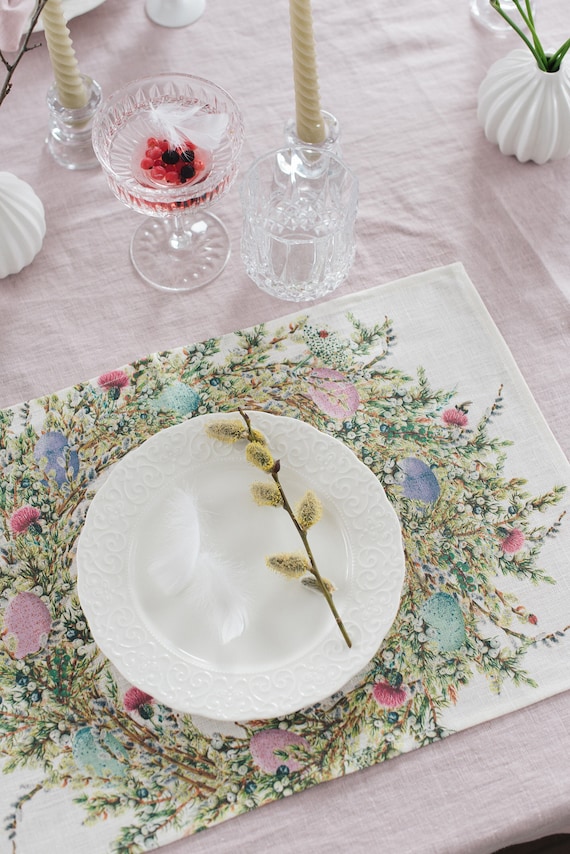 Placemats set, Easter Wreath, 100% linen, party decor, Easter table decor, Easter decor, Spring table decor, Mother's day gift