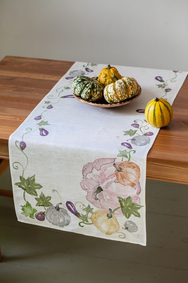 LinenIsLove Table Runner