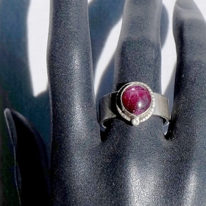 Ruby and silver ring – “L’Afghane” fine stone ring