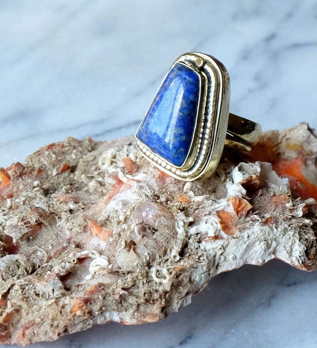 Lapis lazuli ring - Lapis lazuli jewelry - "Little white clouds"