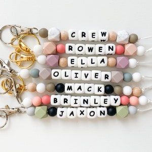 Name Keychain | Personalized Keychain | Custom Keychain | Diaper Bag Keychain | Keychain | Baby Gift | Beaded Keychain | Bag Keychain |