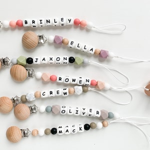 Name Keychain | Personalized Keychain | Custom Keychain | Diaper Bag Keychain | Keychain | Baby Gift | Beaded Keychain | Bag Keychain | Pacifier Clip