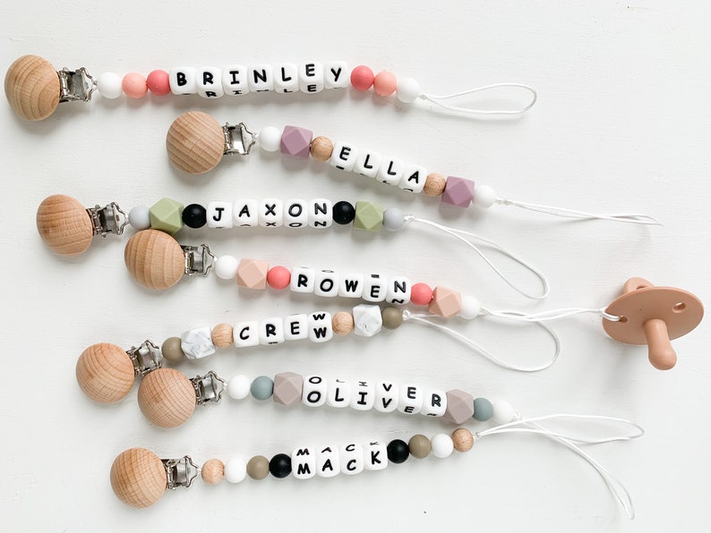Name Keychain | Personalized Keychain | Custom Keychain | Diaper Bag Keychain | Keychain | Baby Gift | Beaded Keychain | Bag Keychain | Pacifier Clip