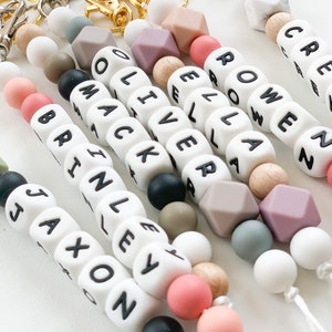 Name Keychain | Personalized Keychain | Custom Keychain | Diaper Bag Keychain | Keychain | Baby Gift | Beaded Keychain | Bag Keychain | Bild 3