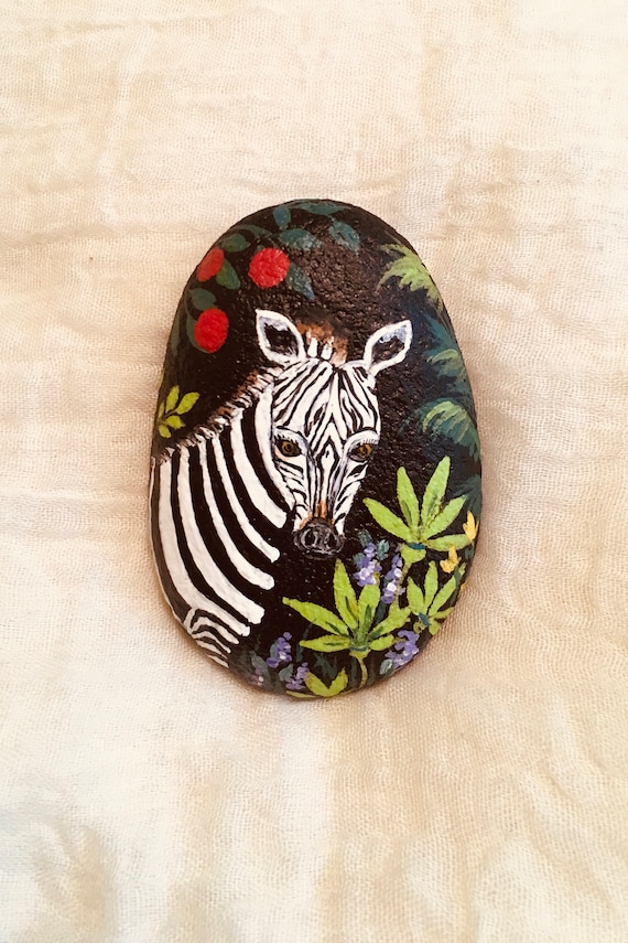 Painted Rocks Zebra Rock Stone Home Decor Garden Art Tropical Night Painting Collectable Paperweight Wild Animal Jungle Rock Art Painted Rocks Zebra Rock Stone Home Decor Garden Art Tropical Night Painting Collectable Paperweight Wild Animal Jungle Rock Art