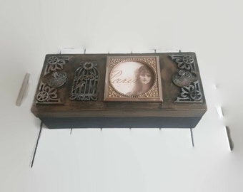 "Vintage" wooden box