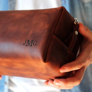 Leder Dopp Kit für Männer, personalisierte Kulturtasche, Geburtstagsgeschenk für ihn, Herren Rasierset Tasche, individueller Reiseveranstalter