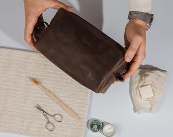 Wedding Gift for Groom or Groomsmen, Custom Leather Shaving Bag, Personalized Toiletry Dopp Kit for Men, Black Friday discount