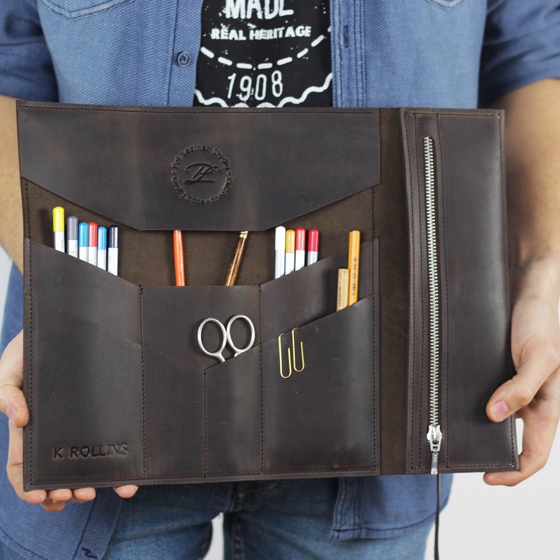 Custom leather Paint Brush case, Personalized gift for artist, Birthday Gift, Artist roll, Brush roll, Leather Pencil Roll, Pencil case, image 1