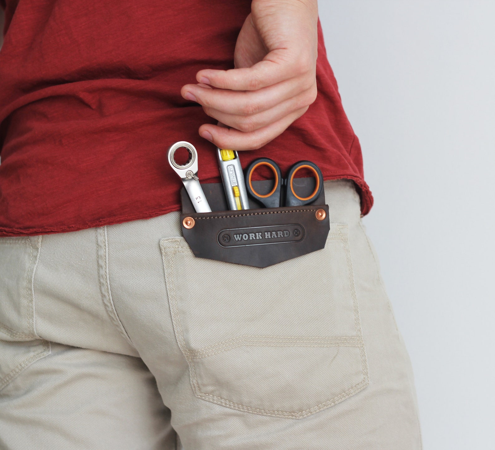 Папин в кармане. Папин в кармане. Папин в кармане. Папин в кармане. Картинка про то глупых родителей.