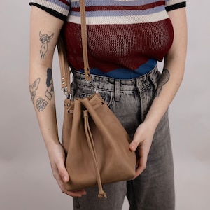 Minimalist Leather Bucket Bag in Beige, Adjustable Strap Crossbody Tote, Genuine Leather Everyday Purse for Women