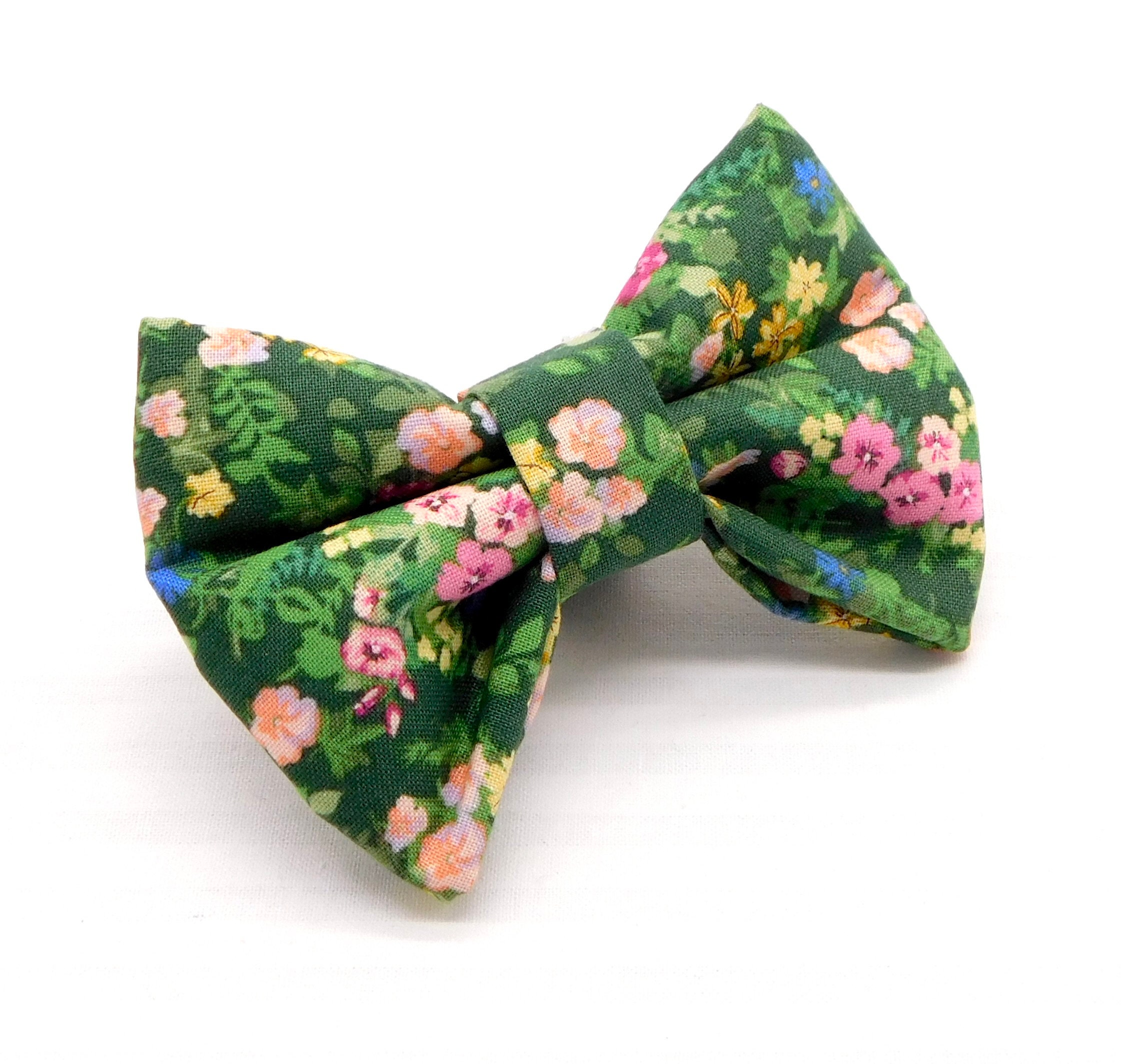 Green Floral Dog Bow Tie, Wedding Dog Accessory, Spring Pet Bow for Dogs or Cats, Gifts for Pets, Dog Lover Gift
