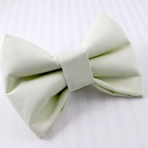 Very Pale Sage Green  Dog Bow Tie / Pale Sage Green Cat Bow Tie /  Dog of Honor Bow Tie / Wedding Dog Bow Tie / Dog Ring Bearer Bow Tie