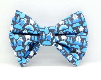 Yeti Dog or Cat Bow Tie in Shades of Blue / Mini Yeti's Bow Tie for Dogs / Winter Dog Bow Tie / New Puppy Gift / New Dog Bow