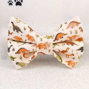 Earth Tone Dinosaur Dog or Cat Bow Tie / Prehistoric Dino Dog Bow / Jurassic Dog Bow Tie / Dog or Cat Mom Bow Gift