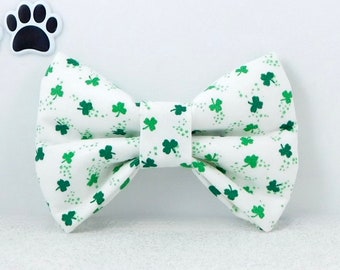 St. Patrick Day Dog Bow Tie / Shamrock Dog Bow / St. Patrick Day Cat Bow Tie /Dog Mom Gift / Irish Dog or Cat Bow Tie / New Puppy Bow