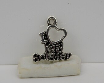 Charm J'aime mon soldat : cadeau pour femme militaire en alliage de zinc (Ensemble de 5)