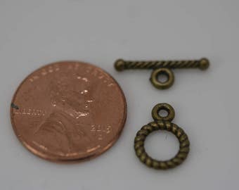 Round Toggle Clasp, Antique Bronze Toggle Clasp, set of 10