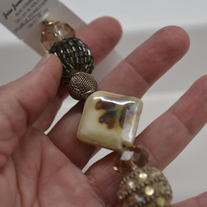 Jesse James String of Chunky Beads, 11 pieces