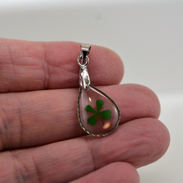 Four Leaf Clover Resin Charm, 4 Leaf Clover Charm, St Patrick's Day Charm, Four Leaf Clover Pendant