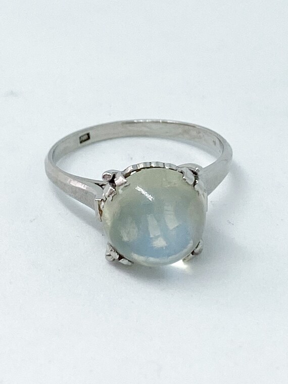 Art Deco moonstone platinum ring