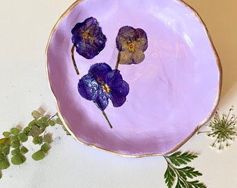 Pressed Flower Clay Ring Dish in Spring Lilac