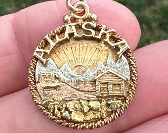 Vintage Alaska 14K Gold Pendant, Gold Rush Souvenir, Tri-Color Gold