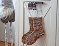 1 pc METAL wire SOCK BLOCKER, Durable Metal Hanger for Wet Blocking, Sizes U.S. 2.5 - 13.5 (E.U. 34-47) product logo