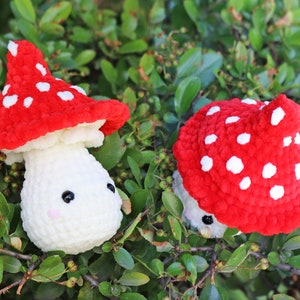 Crochet MUSHROOM PDF PATTERN, Amigurumi Mushroom, No Sew Crochet Pattern, Small Mushroom with a Poppable Hood and Booty, Mushroom Decor