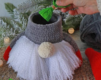 CROCHET PATTERN Christmas Gnome Candy Bowl, Chenille Home Decor Amigurumi, Easy Chirtmas Gift PDF