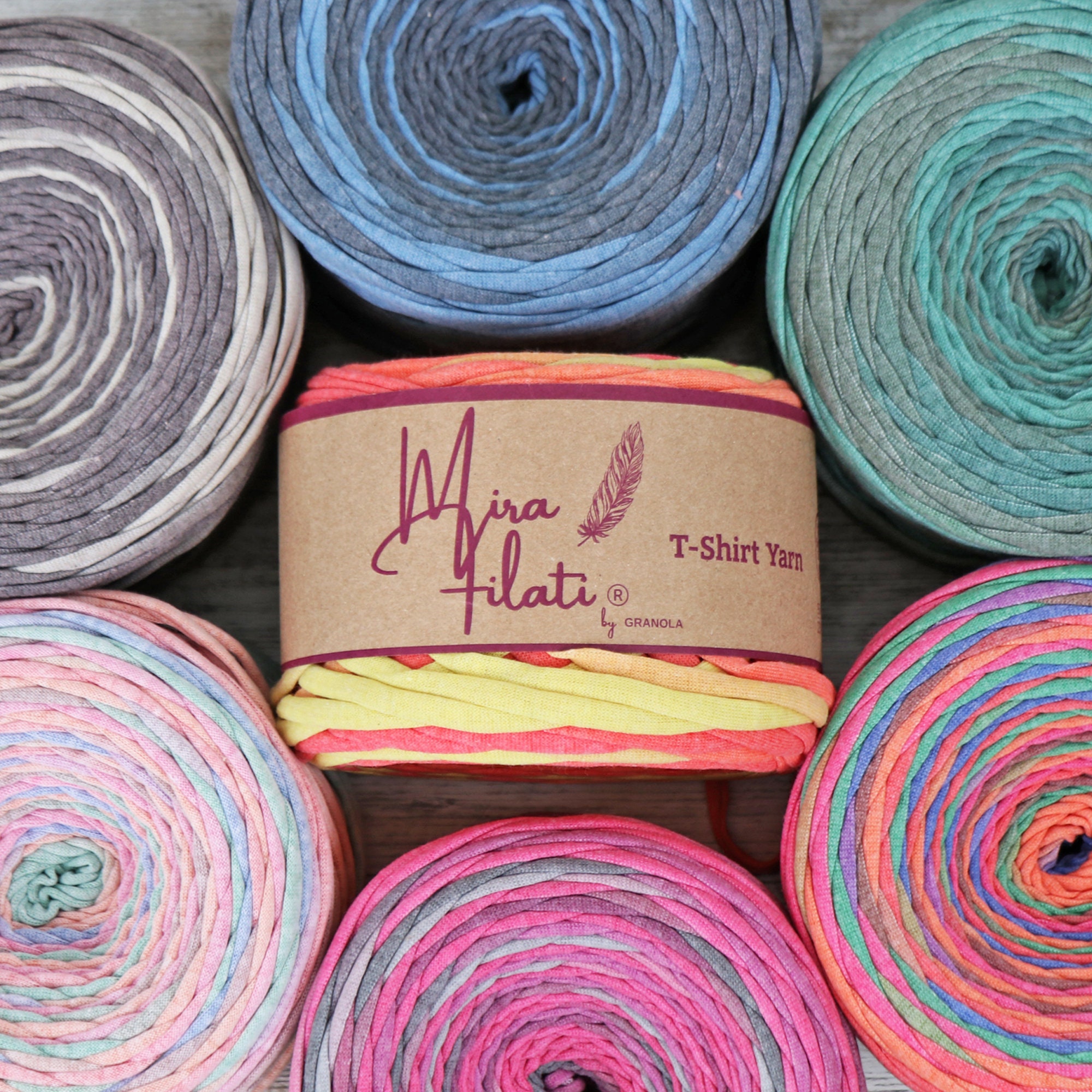 Tshirt Yarn 130 Yards of Fabric Recycled Yarn 1.5 lb Vondrak T-Shirt Yarn  for Crocheting and Knitting (White)