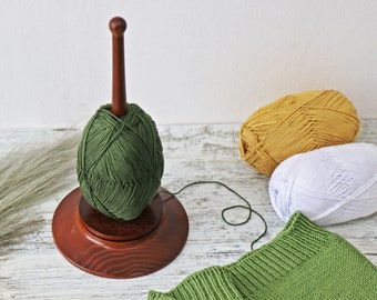 Wool Jeanie le support de boule de fil magnétique qui alimente en faisant  tourner la laine pour le tricot et le crochet ainsi que des broches et des  bases supplémentaires 