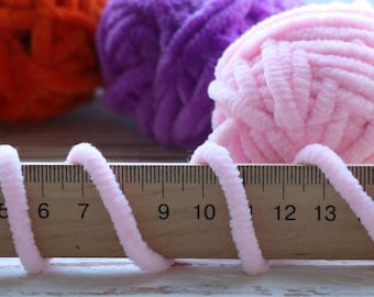 Chenille Wolle Mini Strang: 15g Grobstrick Plüsch Wolle zum Häkeln & Stricken