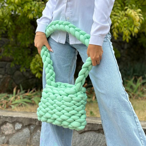 Chunky Knit Bag Pattern, Cross Body Easy Arm Knit Purse PDF & Video